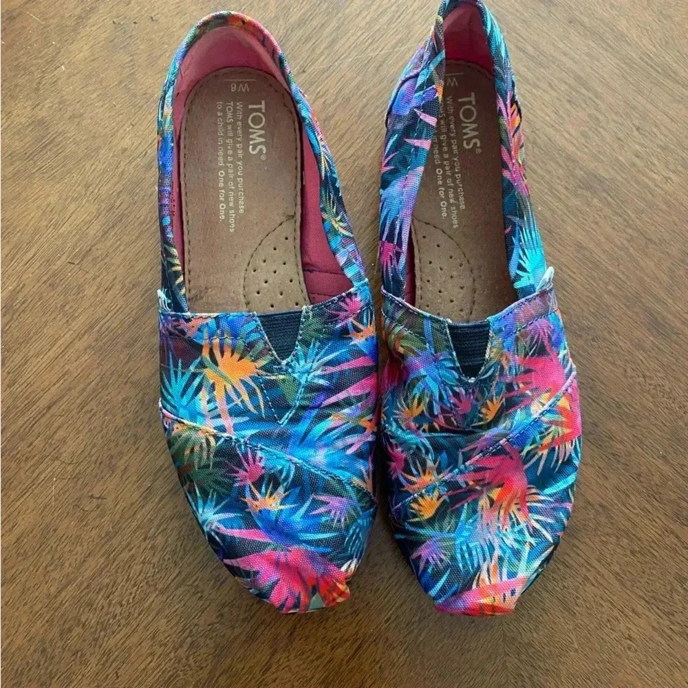 Toms Classic Hawaiian Tropical Floral Cotton Slip On Flat Shoes Women's 6 EUC - Picture 8 of 10